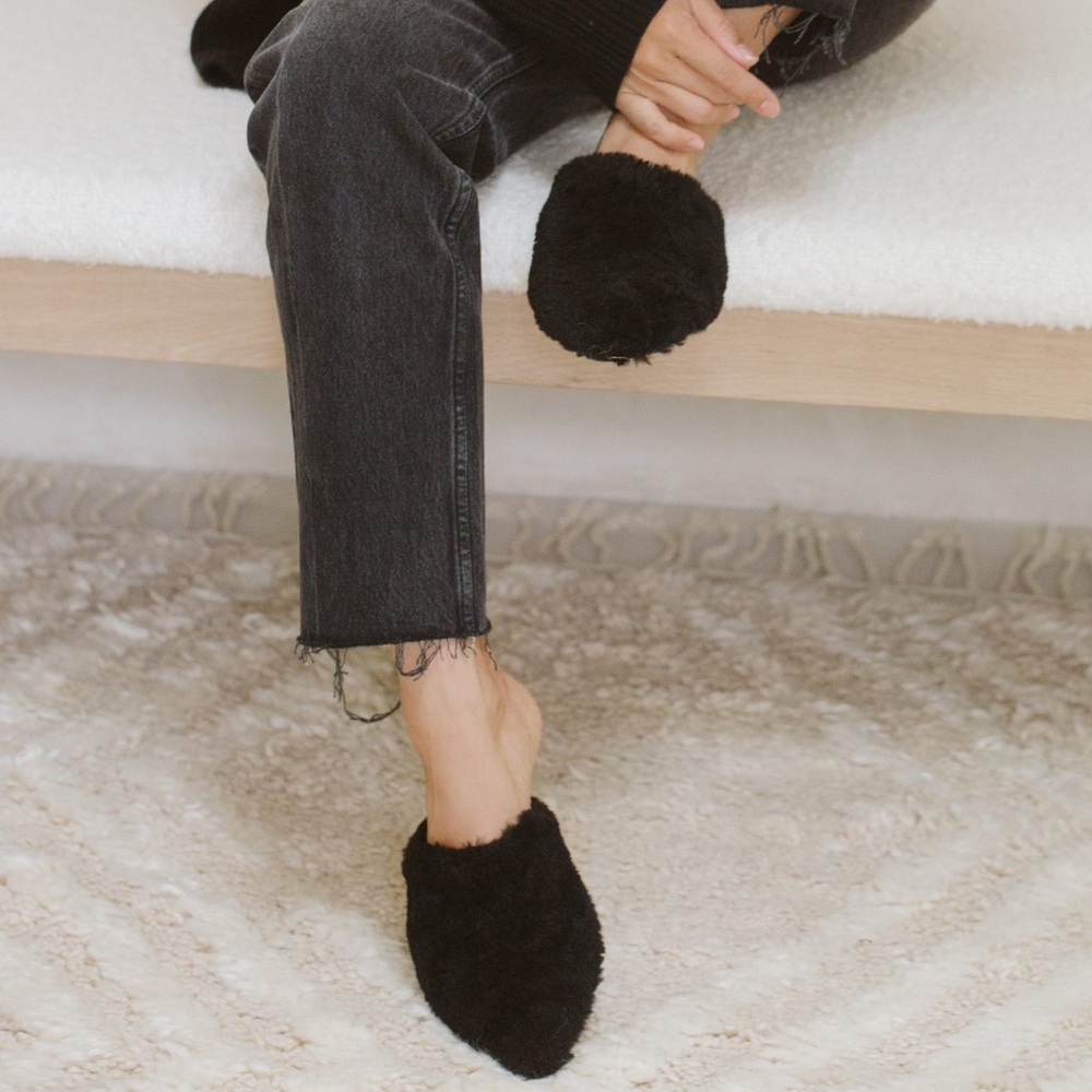 Jenni Kayne Shearling Mule in Black